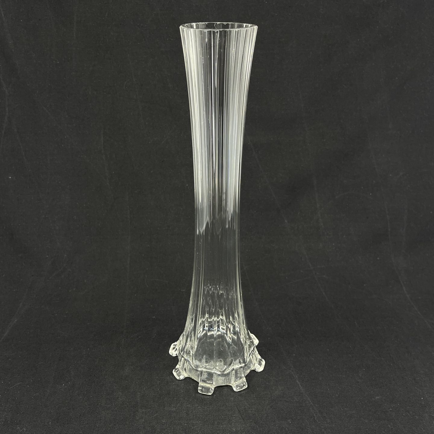 Slim flower vase with feet