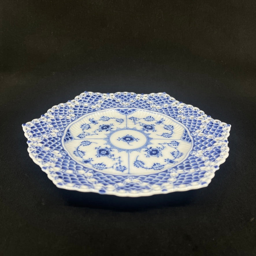 Blue Fluted Full Lace dessert plate, 1/1094