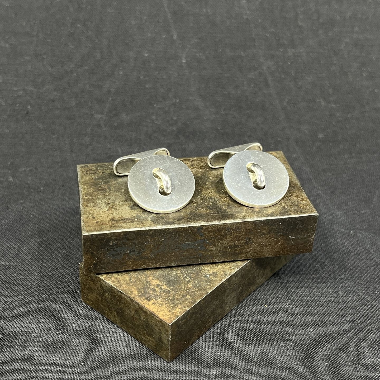 A pair of modern Hans Hansen cufflinks