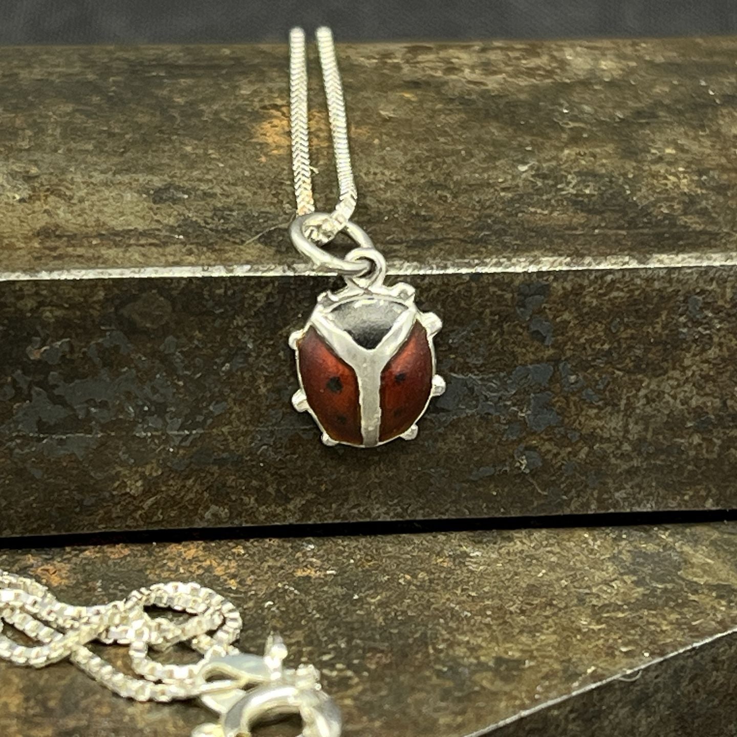 Pendant with enamel - ladybug