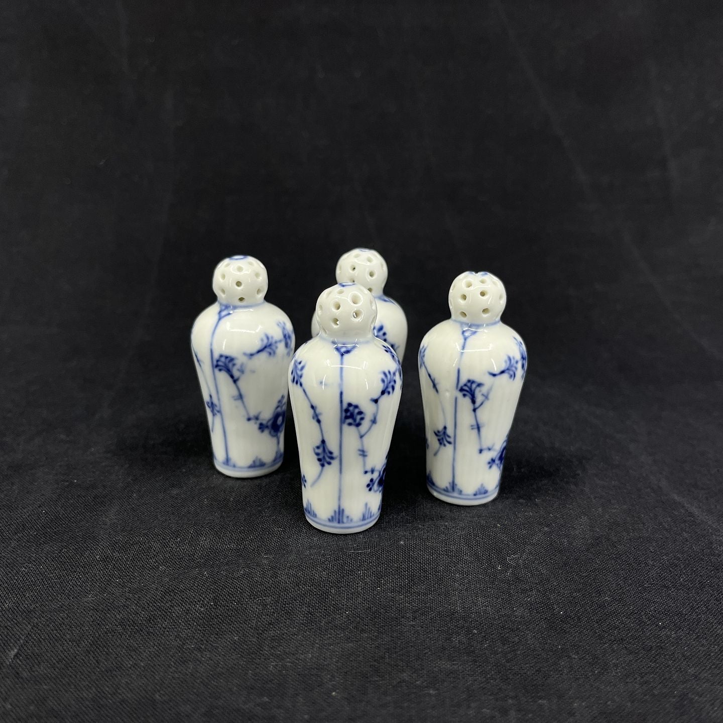 Musselmalet Riflet peberstrø, 1/439