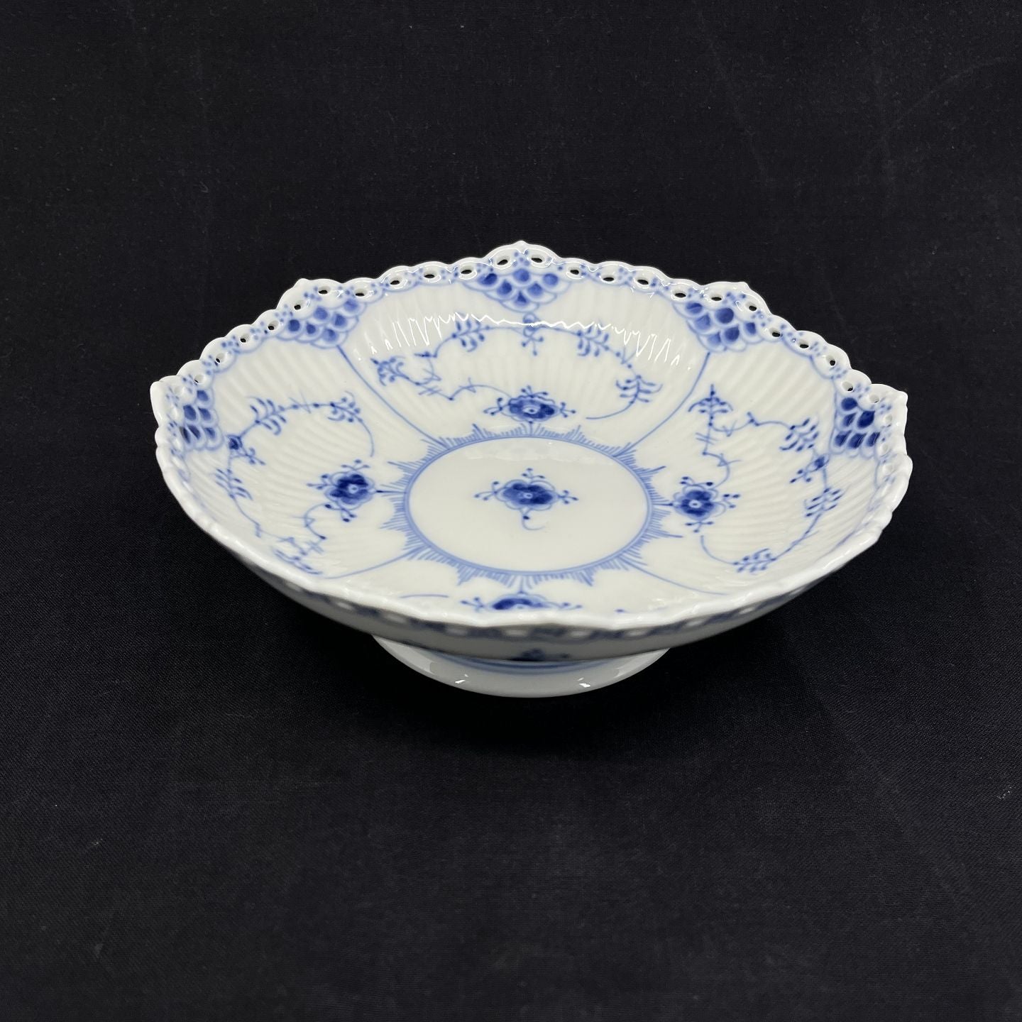 Musselmalet Helblonde opsats