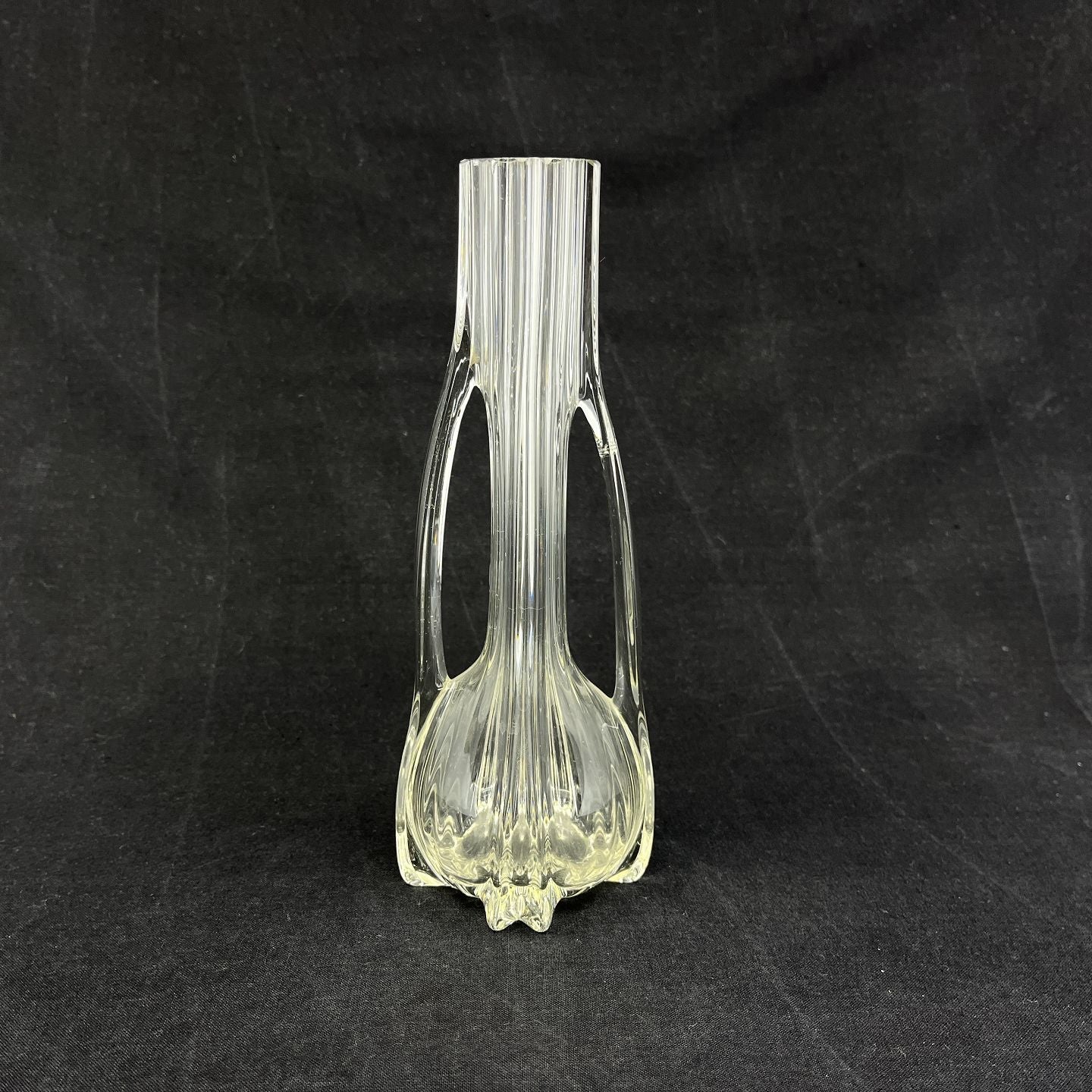 Nice vase with two "arms"