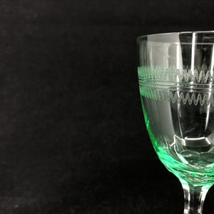 Adam grønt hvidvinsglas