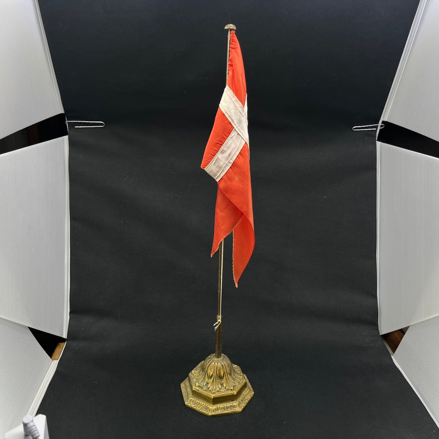 Flagstang i messing, 54 cm.