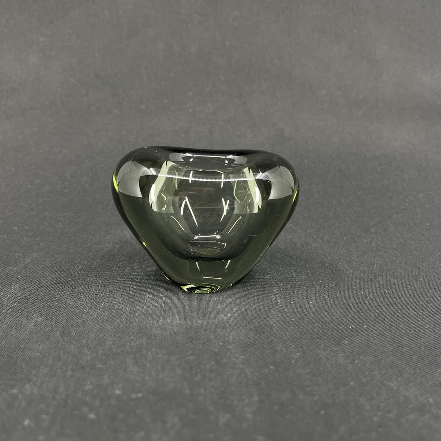 Smoke heart vase from Holmegaard, 6x8 cm