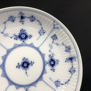 Musselmalet Fluted bowl on foot, 1st grade.
