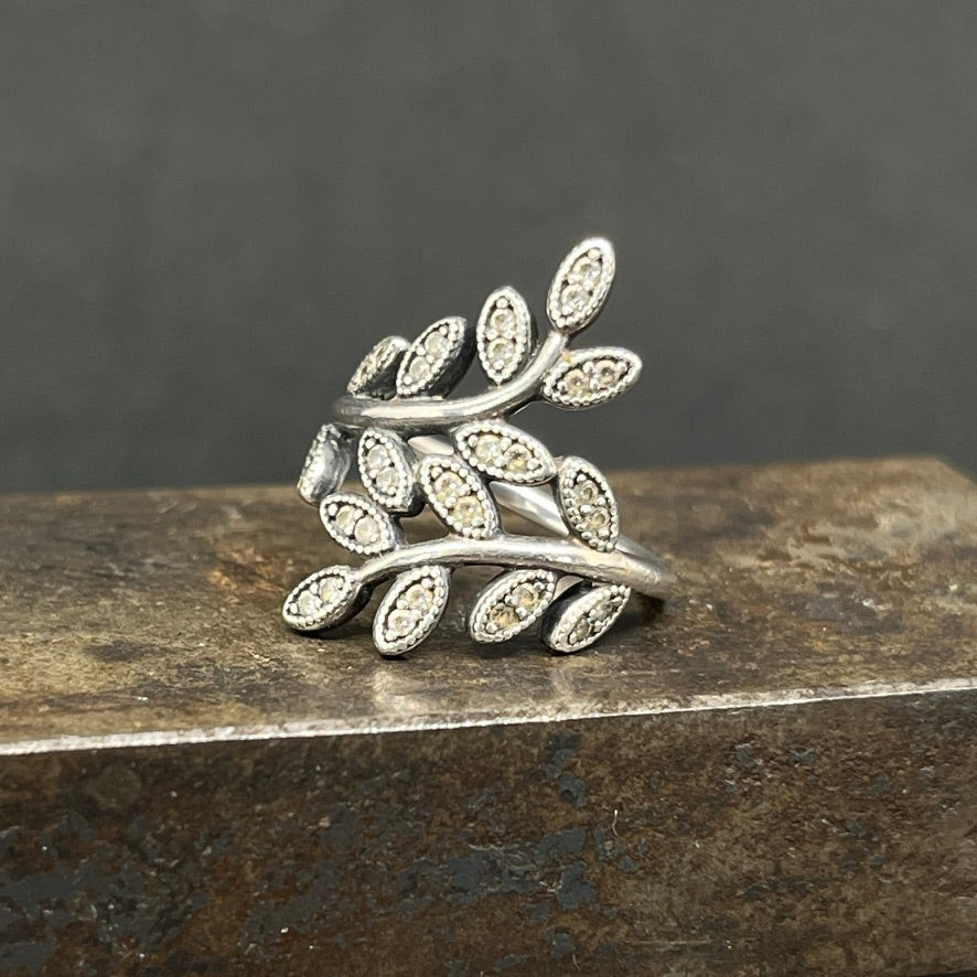 Ring from Pandora with stone