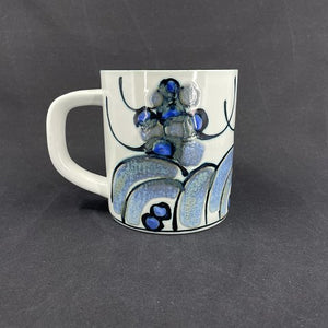 Royal Copenhagen large vintage mug 1974