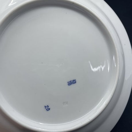 Musselmalet Riflet frokosttallerken fra 1820-1850