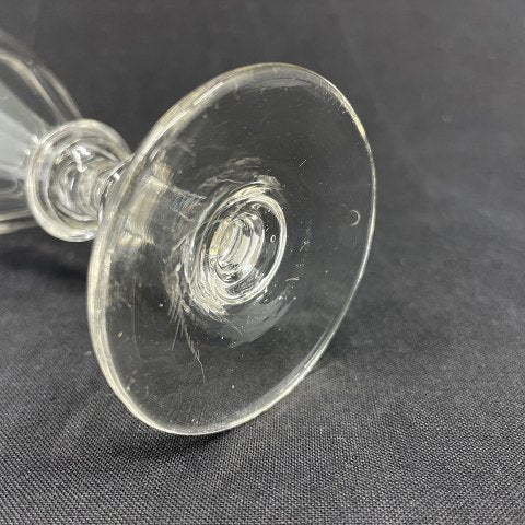 Anglais port wine glass