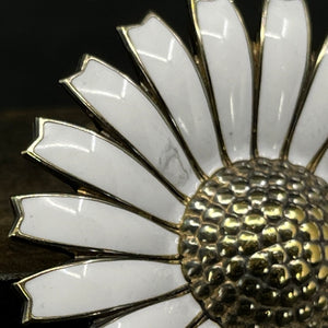 Hvid Georg Jensen Daisy vedhæng/broche