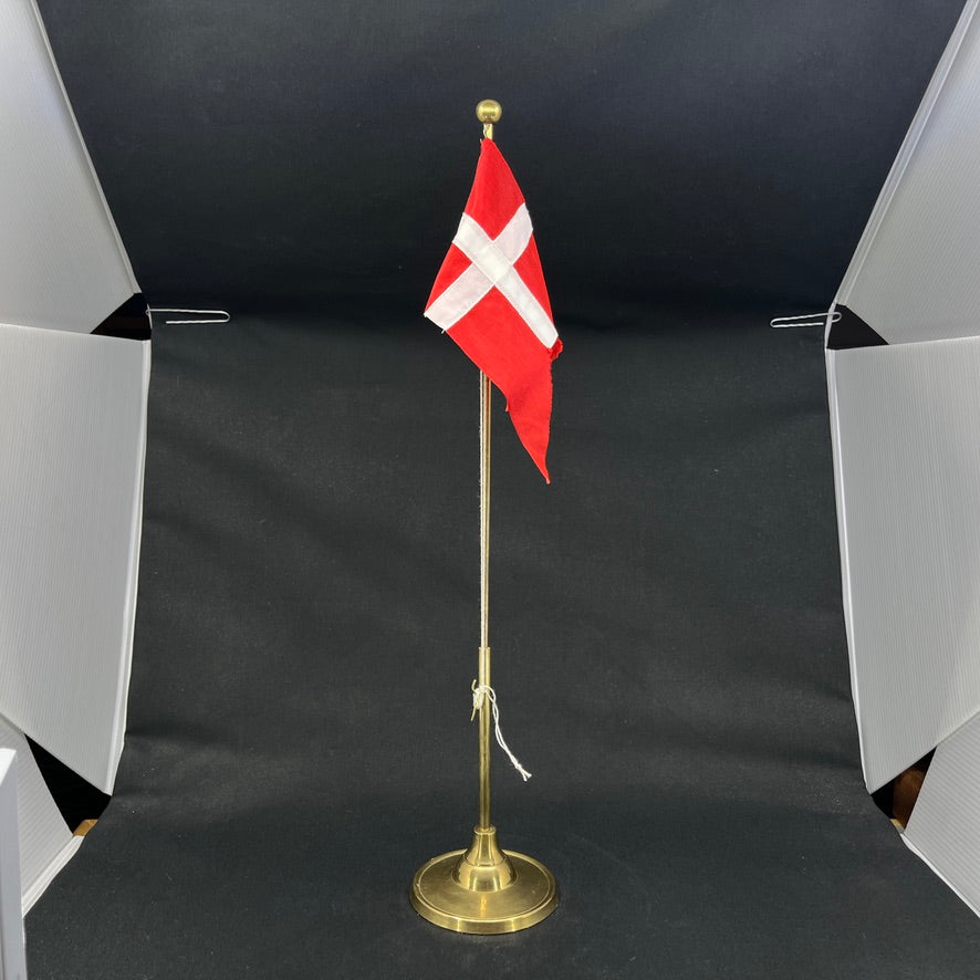 Flagstang med flag - messing
