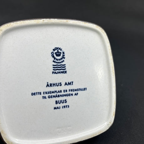 Baca bordskål fra Royal Copenhagen med Aarhus Amt