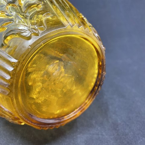 Gyldengul presseglas vase fra Holmegaard