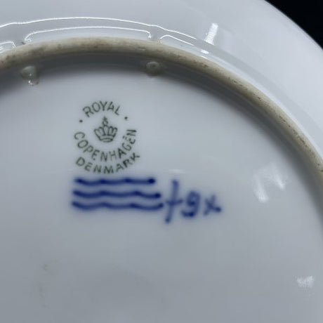 Royal Copenhagen Christmas plate 1948
