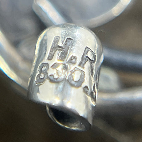 Broche i sølv - blomsterblade