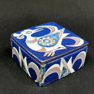 Alumina Baca lidded box with bird