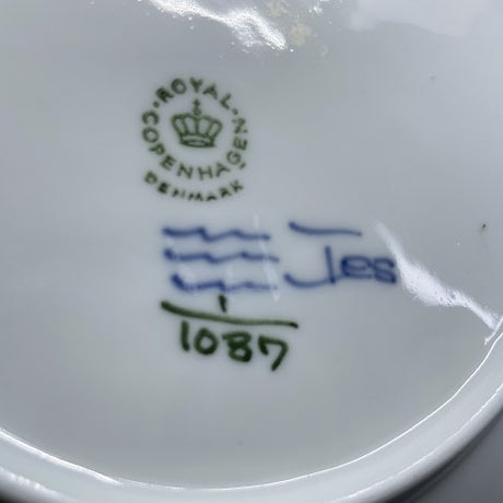Full lace cake plate, 1/1087, 3rd assortment.