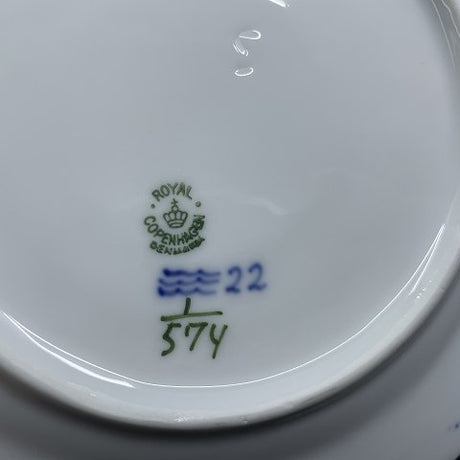 Mussel-painted half-blonde cake plate, 1 assortment.