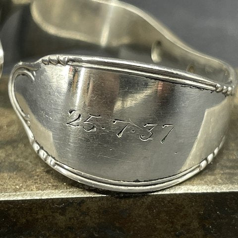 Frijsenborg napkin ring in silver