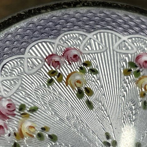 Fine silver box with enamel