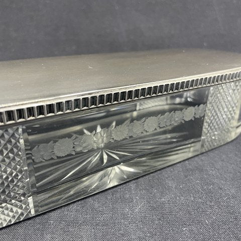 Crystal box with silver lid from the 1920s