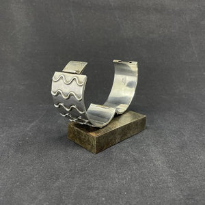 Armring af Svend Weihbrauch fra Hingelberg