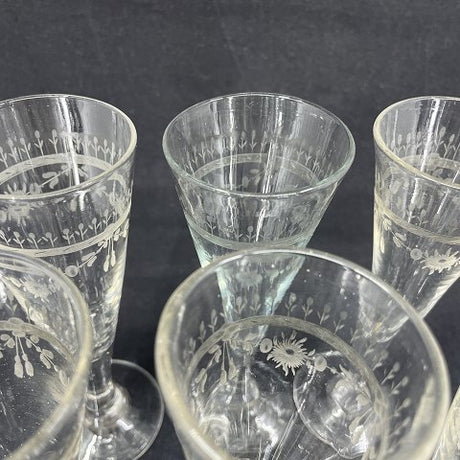 Set of 9 Swedish champagne flutes from the 19th century