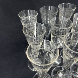 Sæt på 9 svenske champagnefløjter fra 1800 tallet