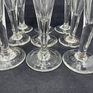 Sæt på 9 svenske champagnefløjter fra 1800 tallet