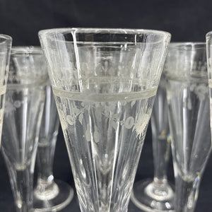Sæt på 9 svenske champagnefløjter fra 1800 tallet