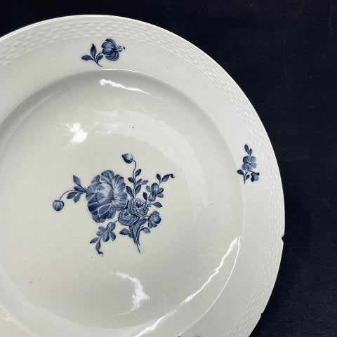 Antique Blue Flower Dinner Plate, 1800-1809