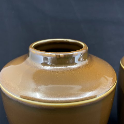 Et par Eslau vaser, unika.