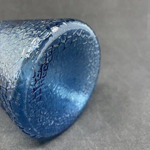 Midnatsblåt hyacintglas fra Fyens Glasværk, model fra 1924