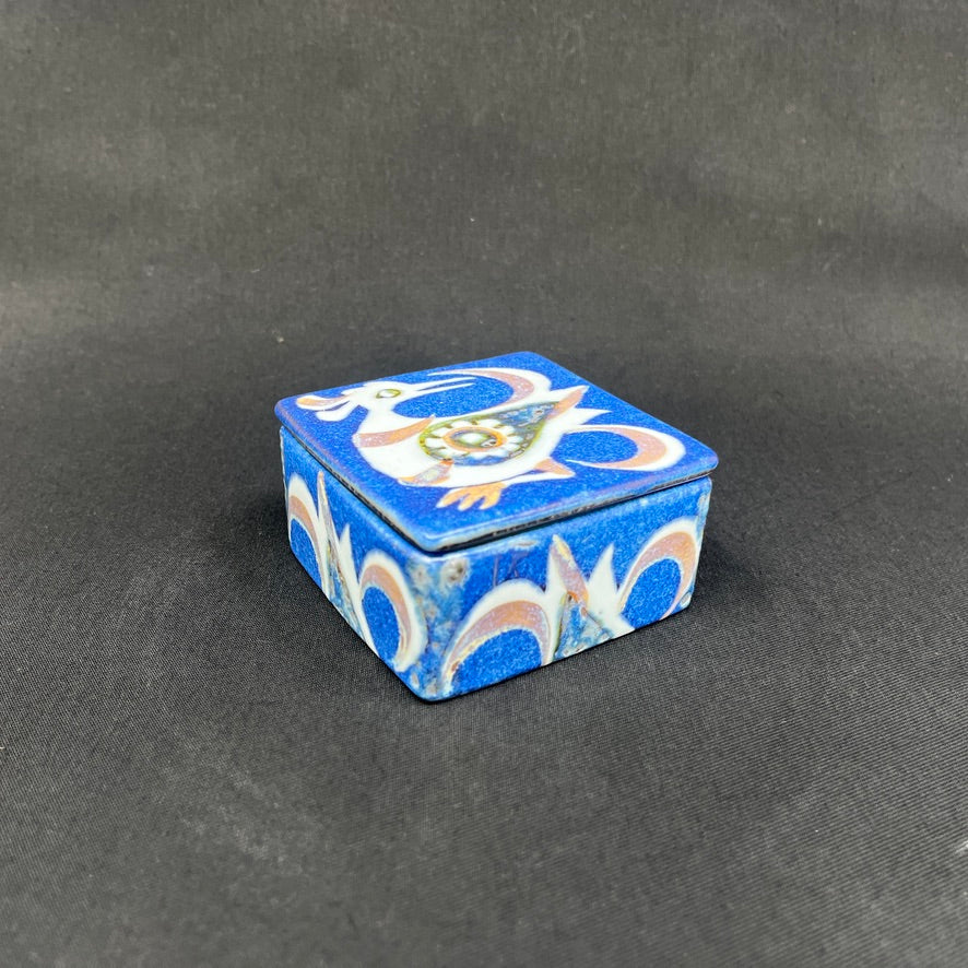 Royal Copenhagen baca lidded box with bird