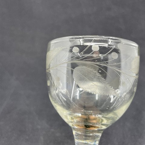 Holmegaard wine glass No. 1 with grinding