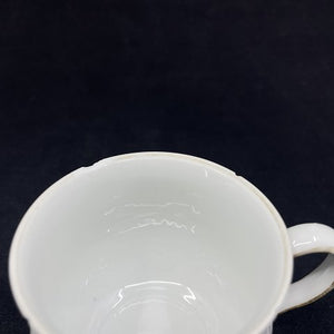 Mussel painted Fluted mustard jar with gold edges