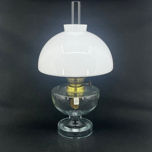 Victoria oil lamp by Michael Bang