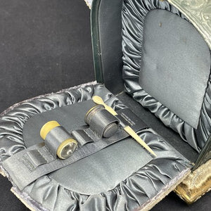 Antikt necessaire i velour