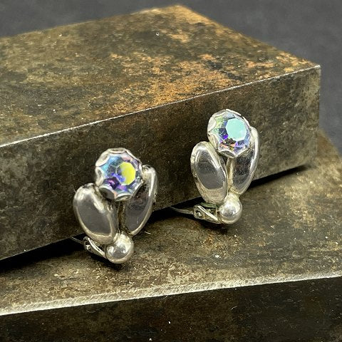 Ear clip by Hermann Siersbøl