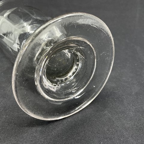 Large faceted porter glass