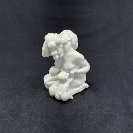 Figure by Kai Nielsen for Bing &amp; Grøndahl