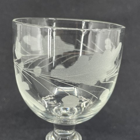 Egeløvs wine glass from Holmegaard
