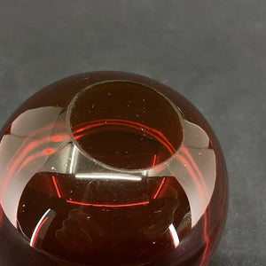 Sukkerskål i hindbærfarvet glas fra 1800 tallet