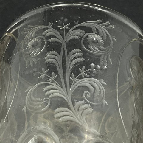Glas med adeligt monogram - Sponneck