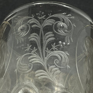 Glas med adeligt monogram - Sponneck