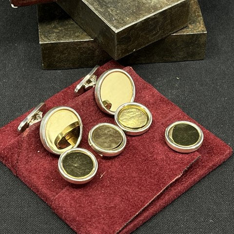 Manchetknapper og kraveknapper fra Georg Jensen
