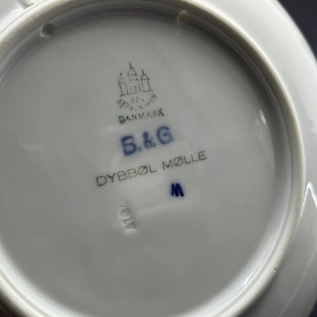Bing &amp; Grøndahl Christmas plate 1947