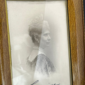 Original photograph of Queen Louise